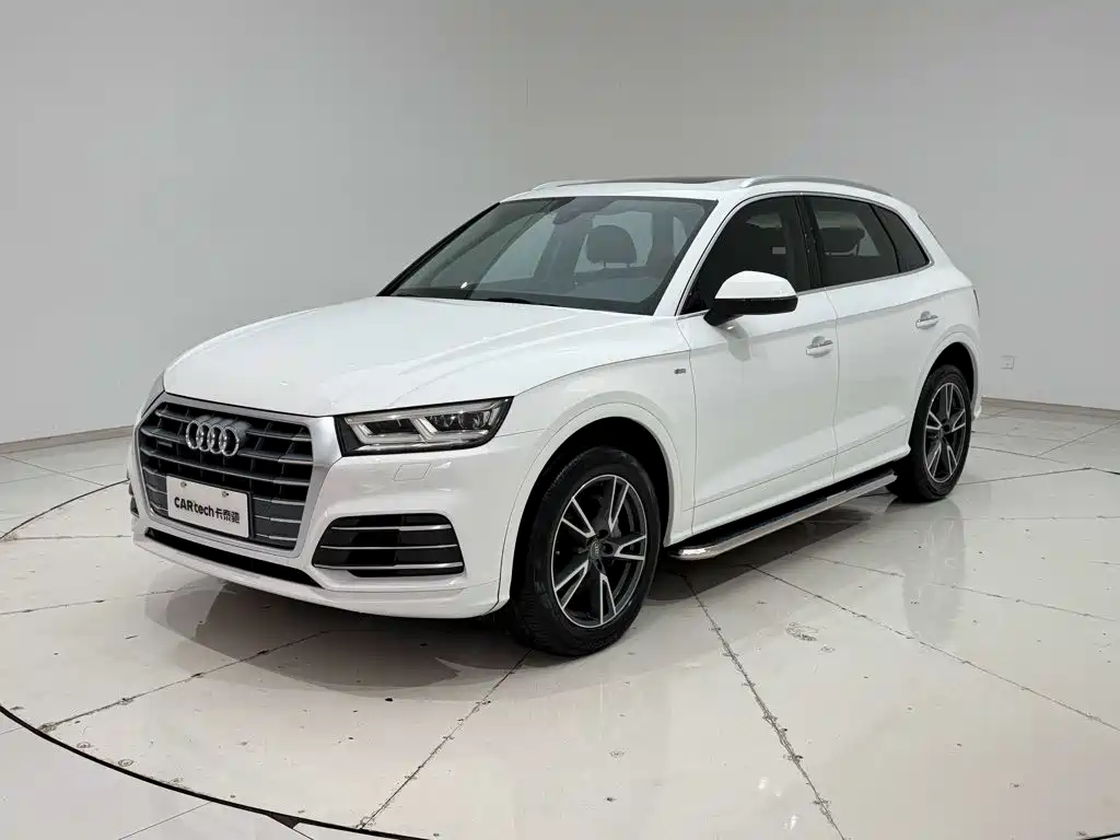 Audi Q5L 2019 — фото 20