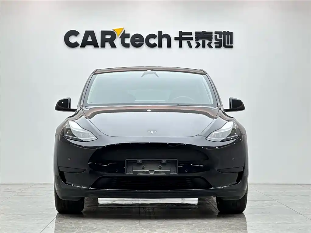 Tesla Model Y 2023 — фото 7