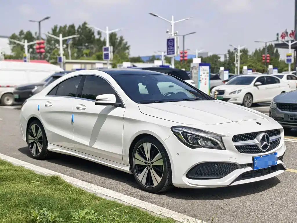 Mercedes-Benz CLA 2019
