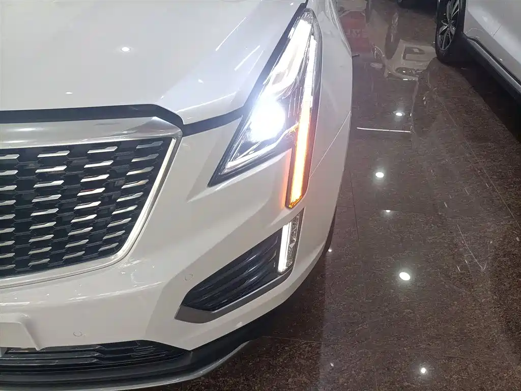 Cadillac XT5 2021 — фото 19