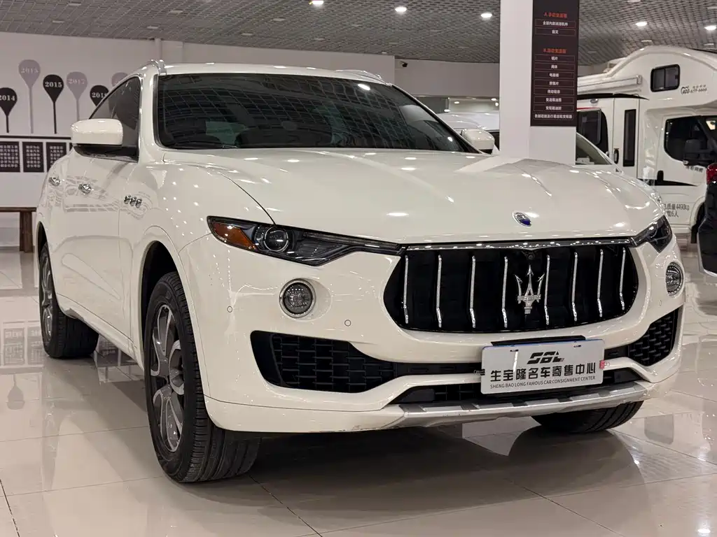 Maserati Levante 2017 — фото 2