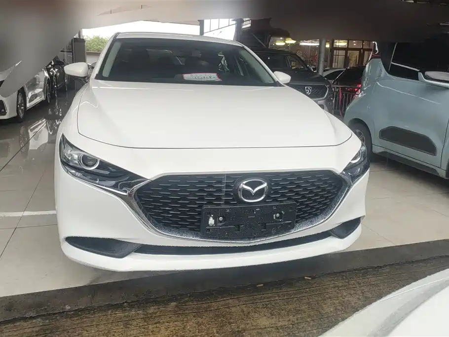 Mazda 3 Axela 2021