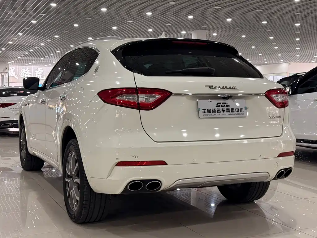 Maserati Levante 2017 — фото 4