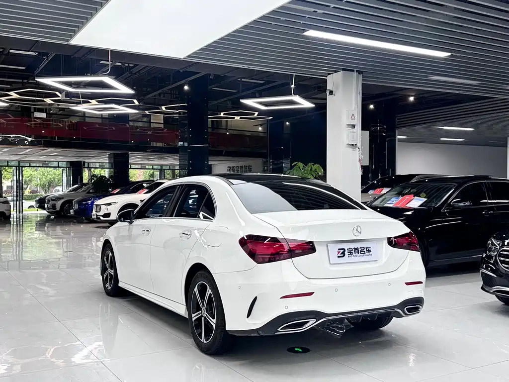 Mercedes-Benz A-Class 2025 — фото 17