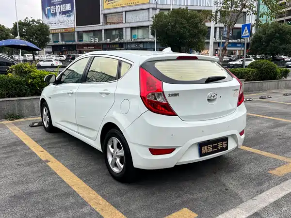 Hyundai Rui Yi 2014
