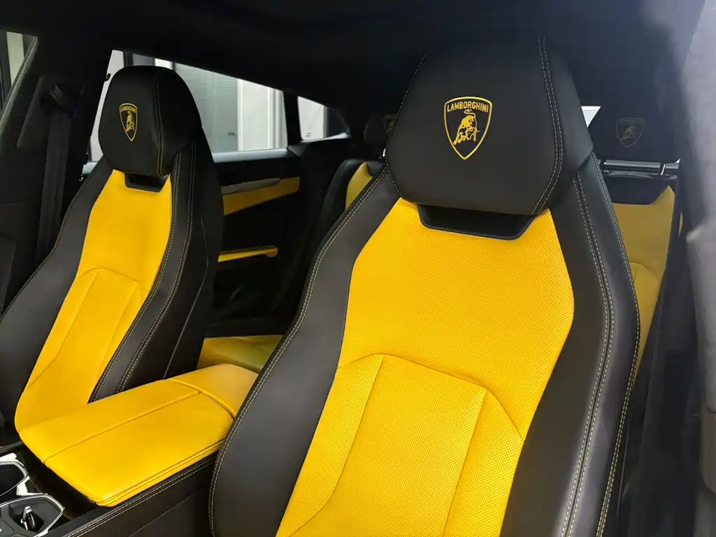 Lamborghini Urus 2023 — фото 14