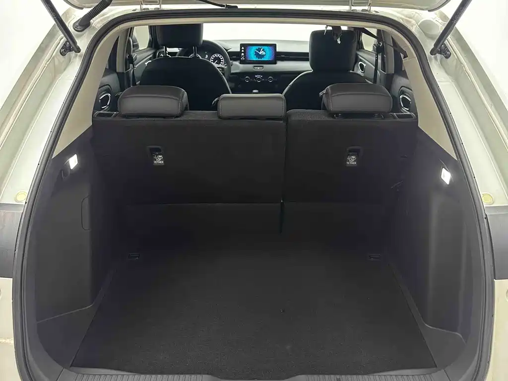 Honda Vezel 2023 — фото 19