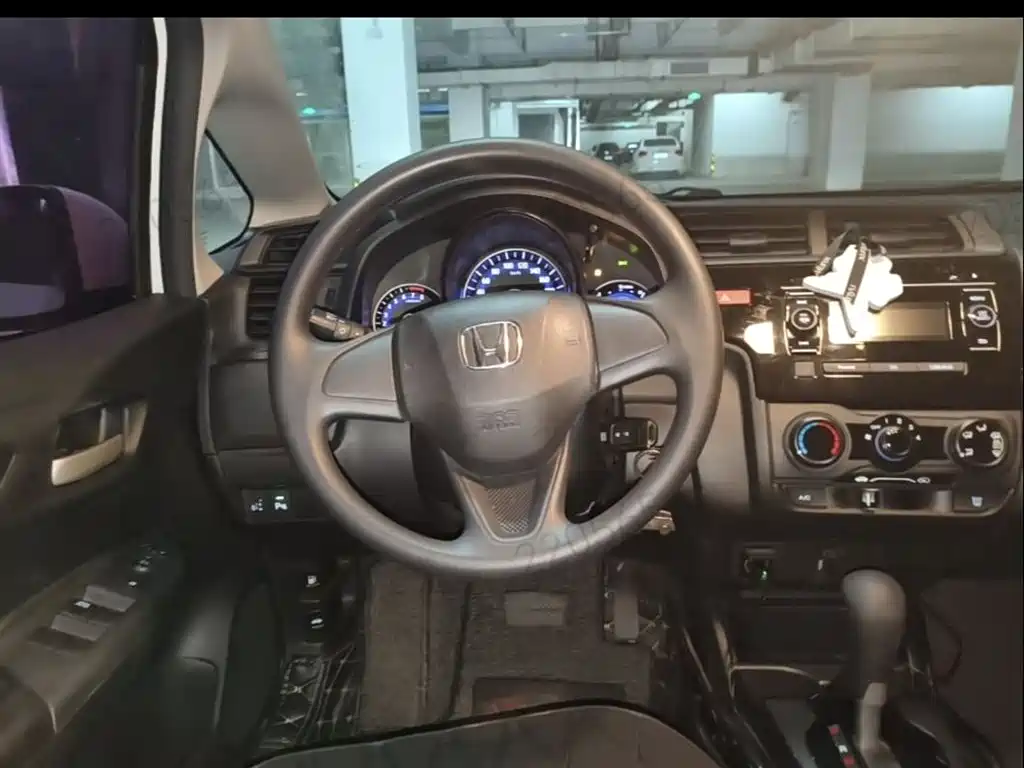 Honda Fit 2018 — фото 15