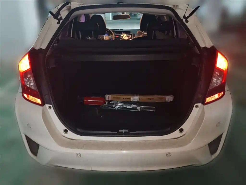 Honda Fit 2018 — фото 10