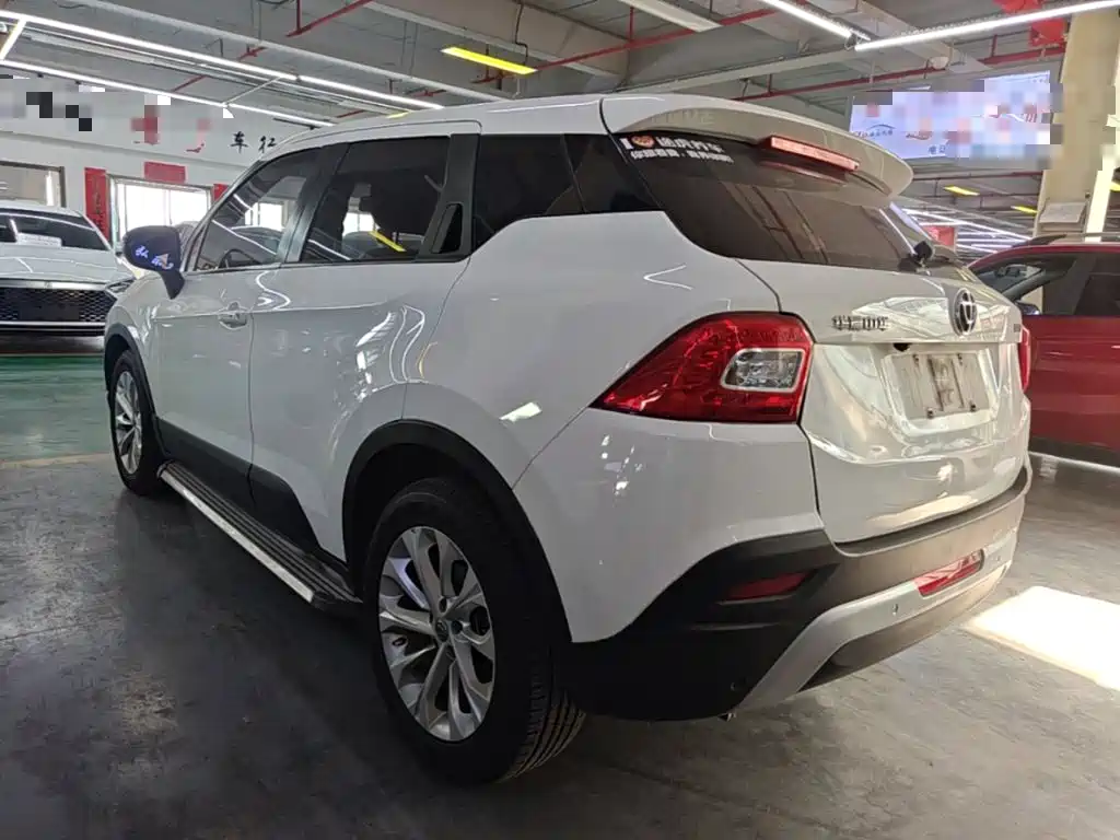 Zhonghua V3 2017