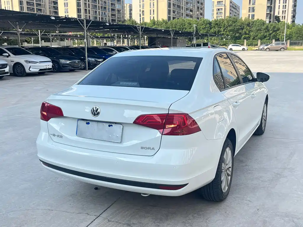 Volkswagen Bora 2022