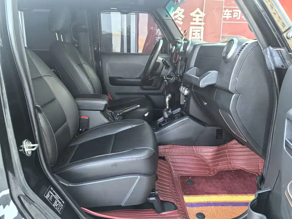BAIC BJ40 2018 — фото 10