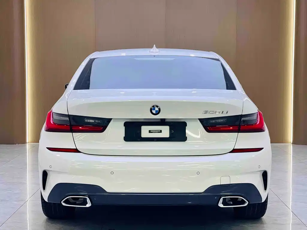 BMW 3 Series 2021