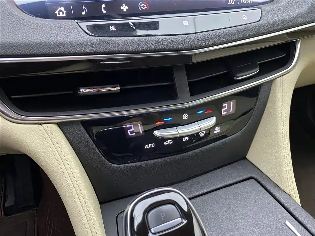 Cadillac CT6 2020 — фото 17