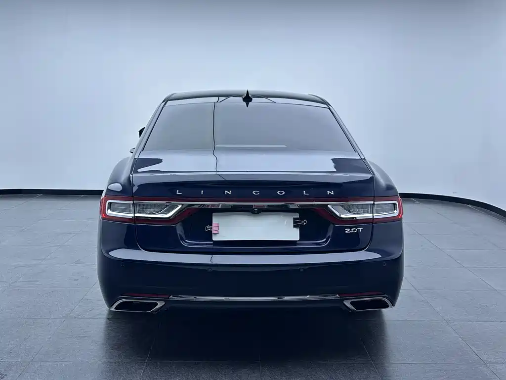 Lincoln Continental 2018 — фото 5