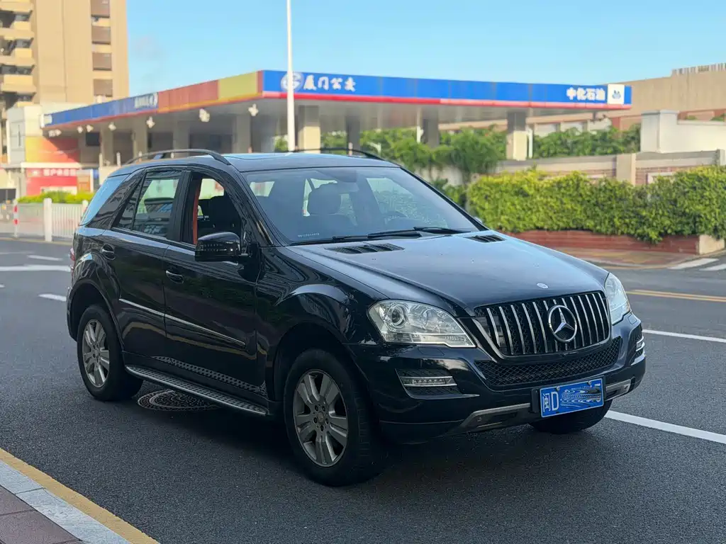 Mercedes-Benz M-Class 2011