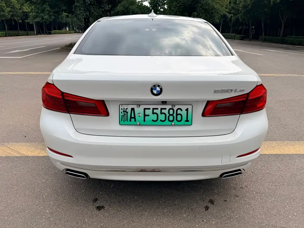BMW 5 Series New Energy 2019 — фото 9