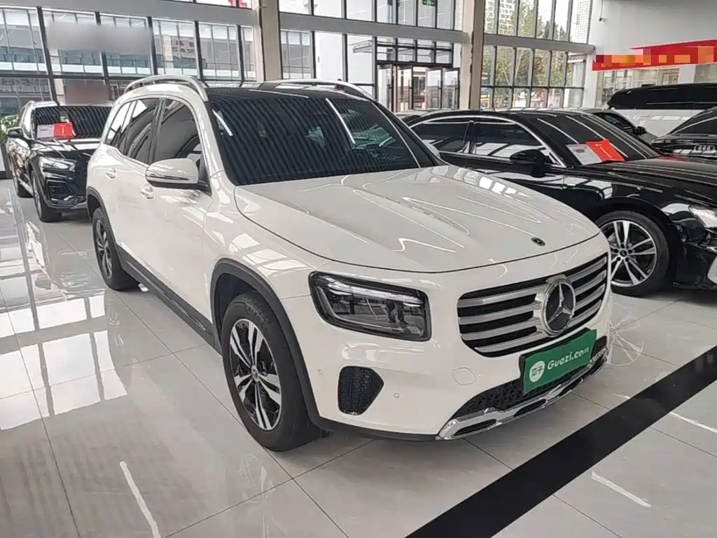 Mercedes-Benz GLB 2024