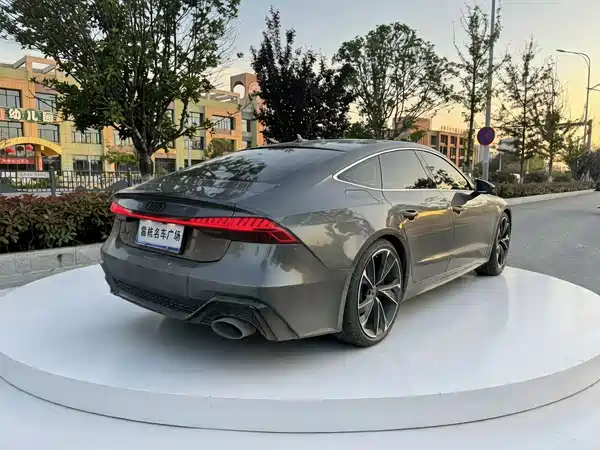 Audi A7 2021
