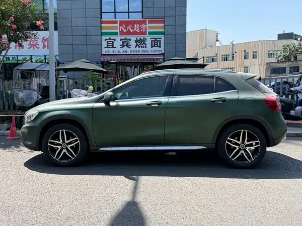 Mercedes-Benz GLA 2017