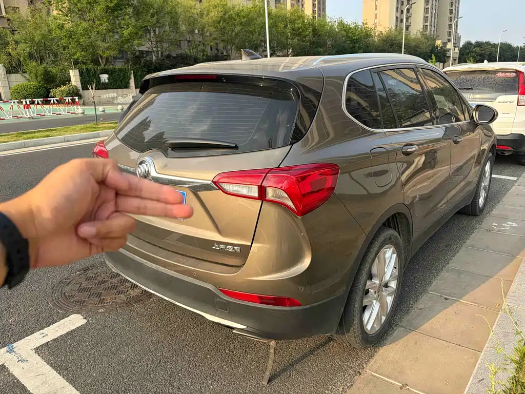Buick Envision Plus 2019 — фото 2