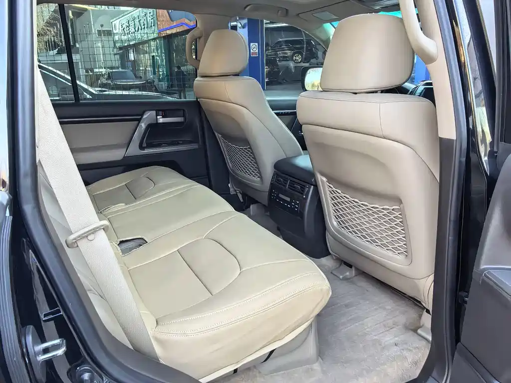 Toyota Land Cruiser 2014 — фото 16