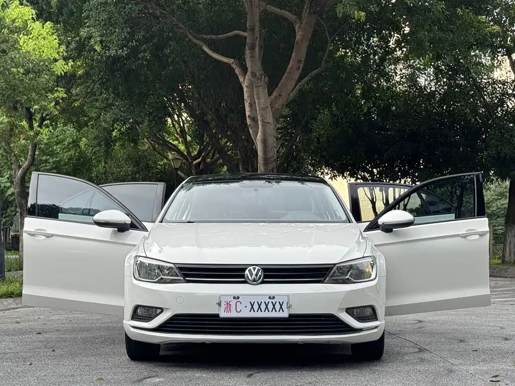 Volkswagen Lamando 2015