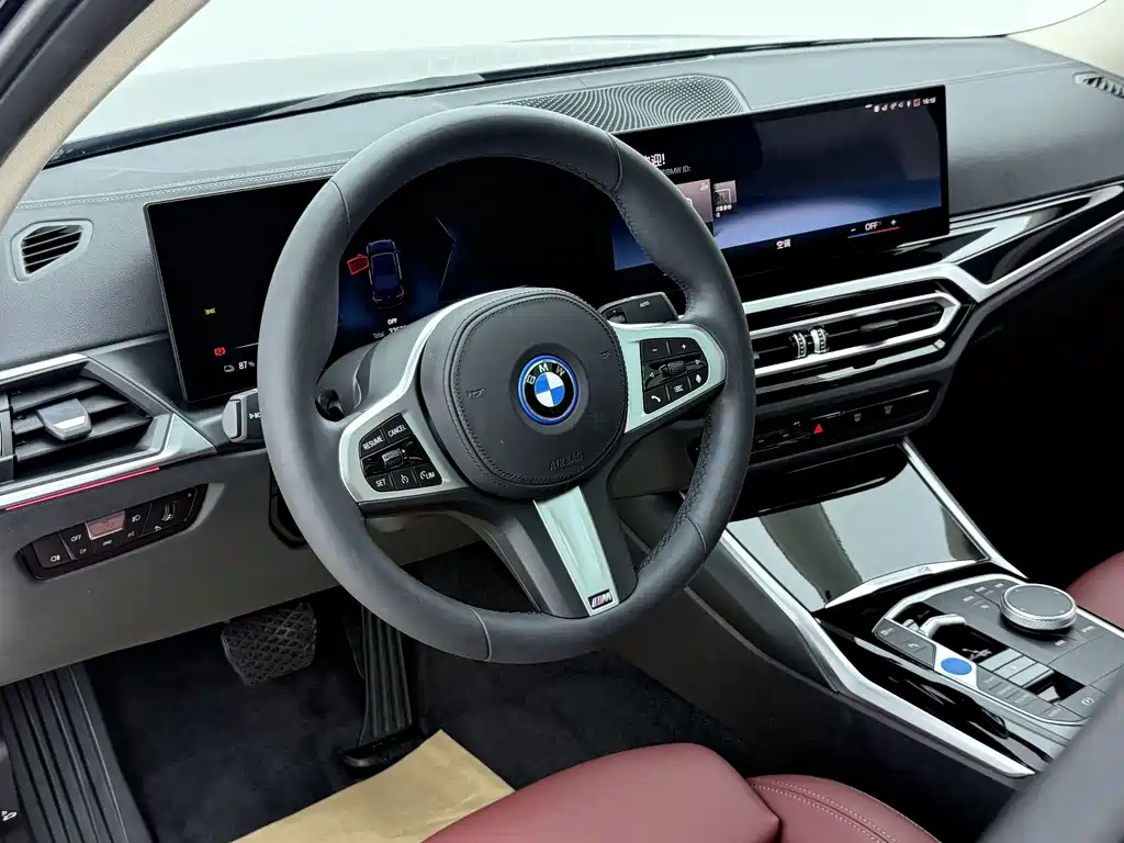 BMW i3 2023 — фото 6