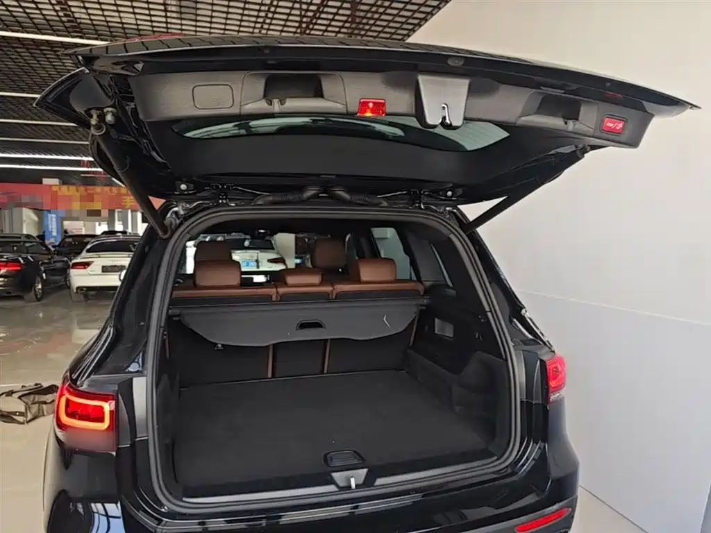 Mercedes-Benz GLB 2021 — фото 19
