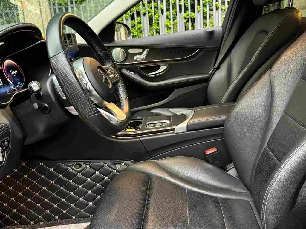 Mercedes-Benz C-Class 2020 — фото 9