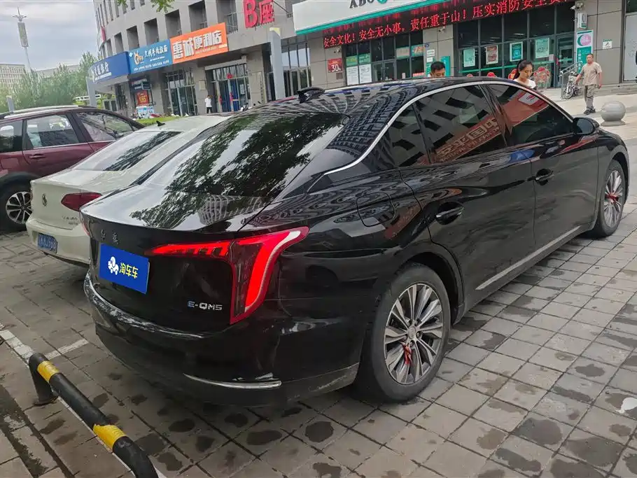 Hongqi E-QM5 2023 — фото 2