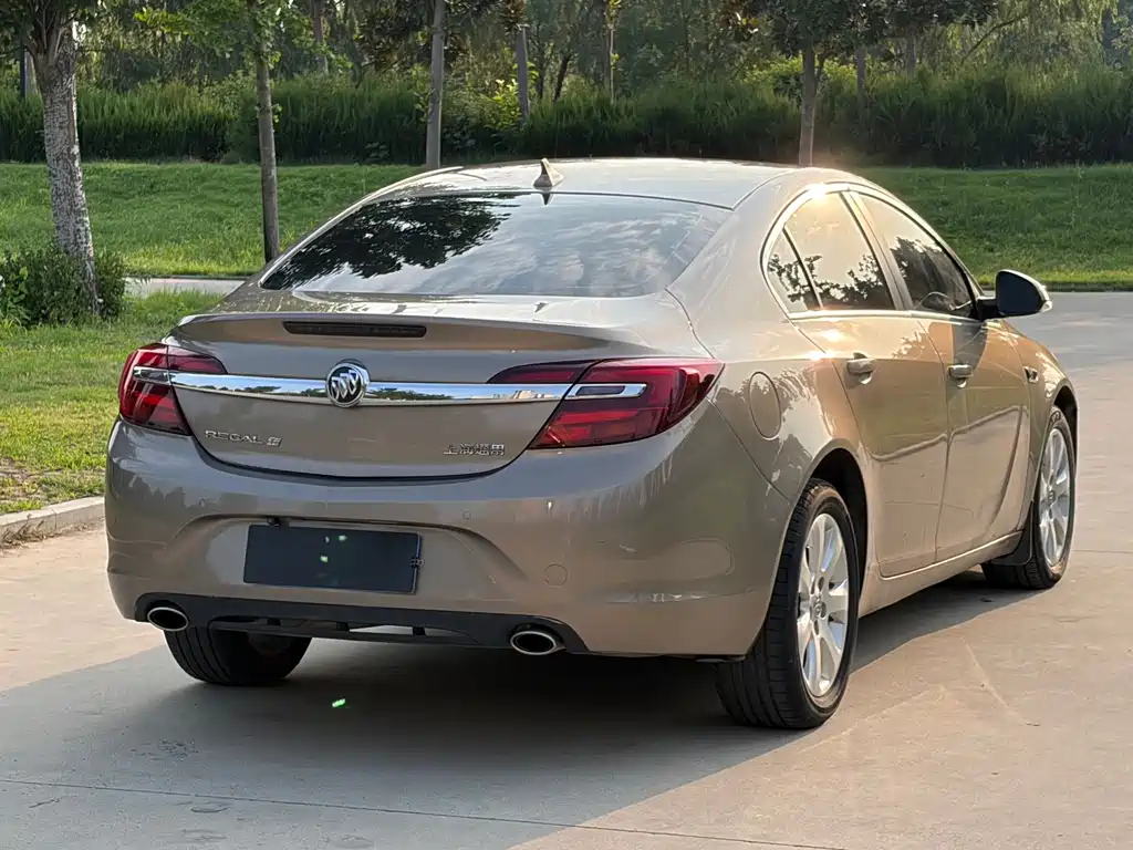 Buick Regal 2015 — фото 14