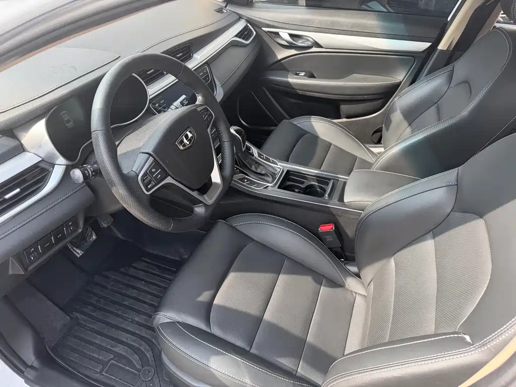 Geely Emgrand 2019