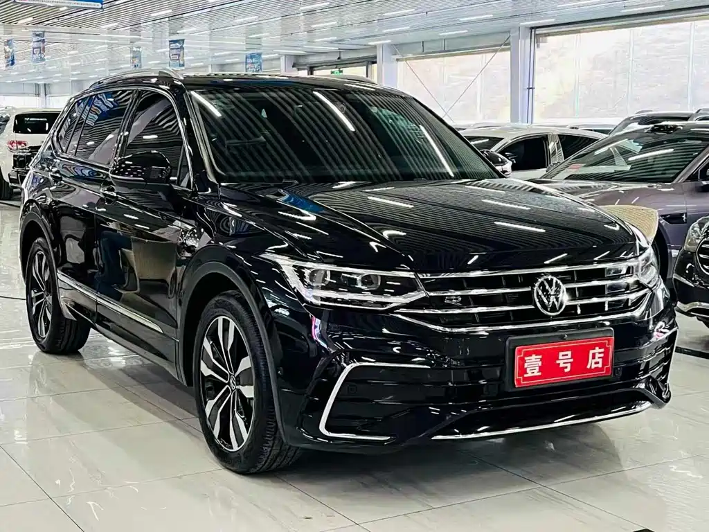 Volkswagen Tiguan L 2022 — фото 3