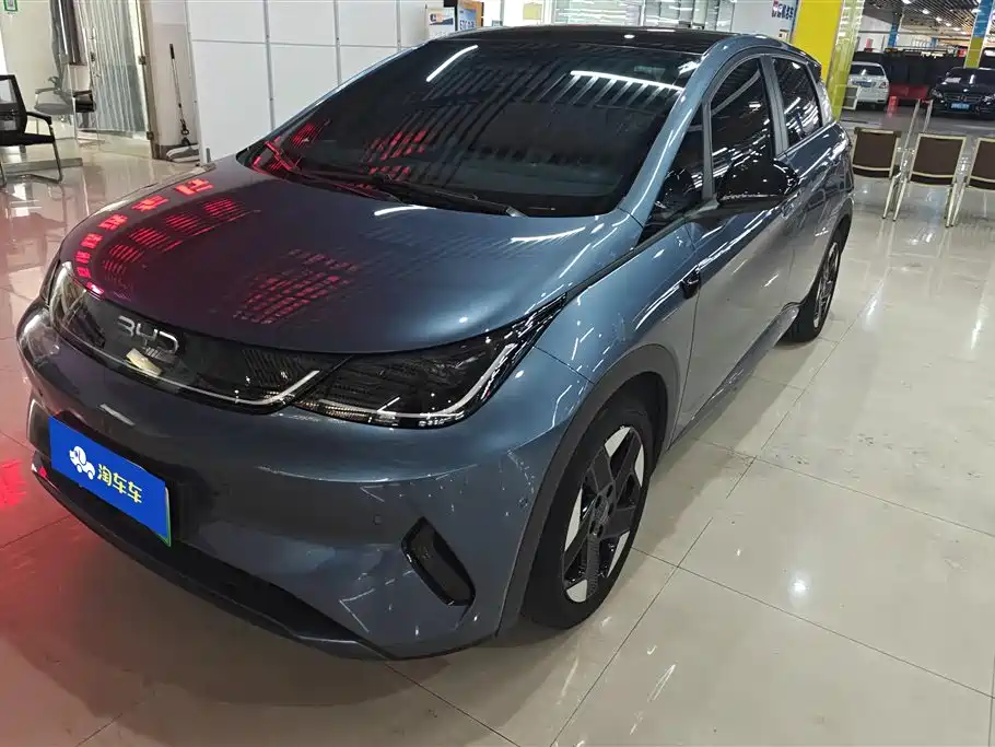BYD Dolphin 2025 — фото 1