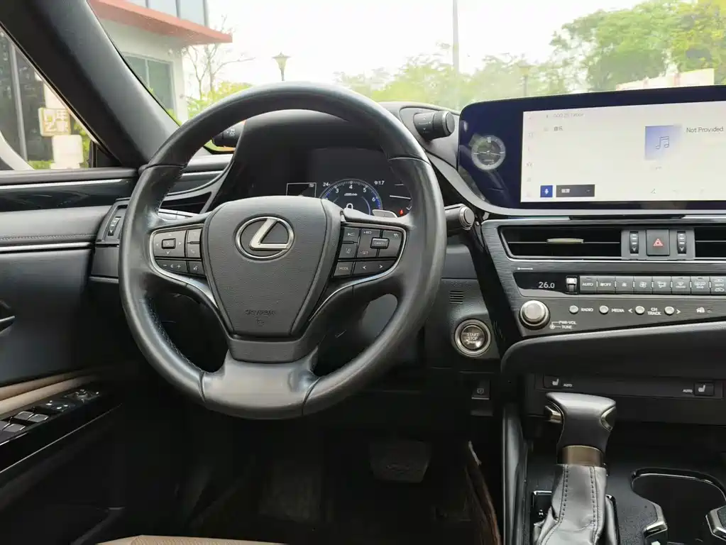 Lexus ES 2022 — фото 17