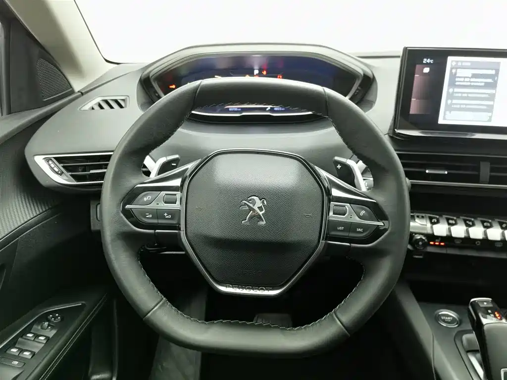 Peugeot 4008 2022 — фото 11