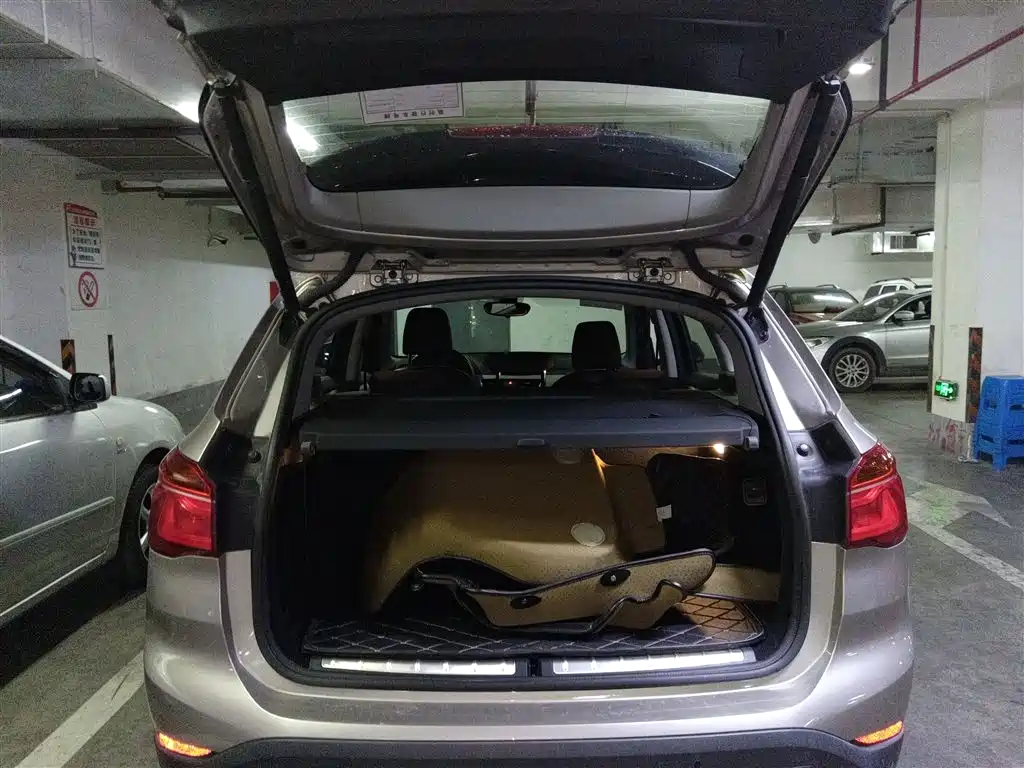 BMW X1 2016 — фото 19