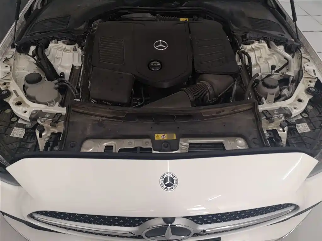 Mercedes-Benz C-Class 2023 — фото 20