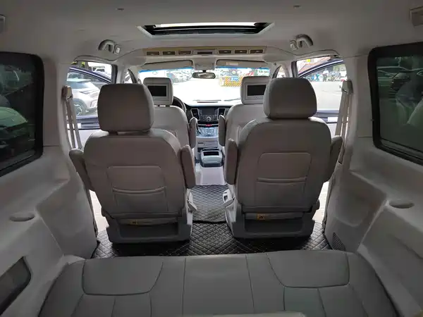 JMC Refine M5 2015