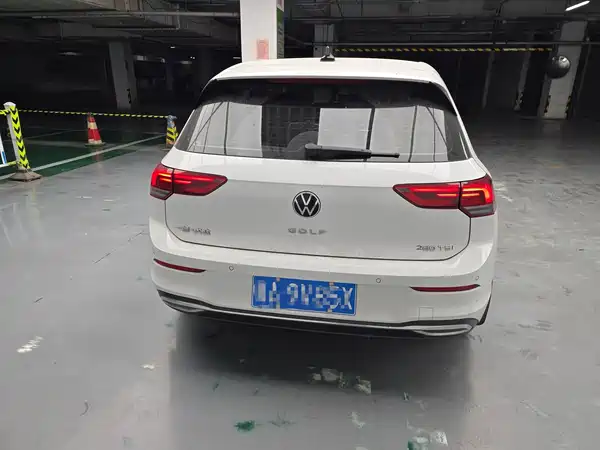 Volkswagen Golf 2022