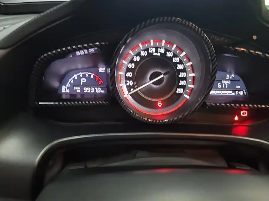 Mazda 3 Axela 2016 — фото 14