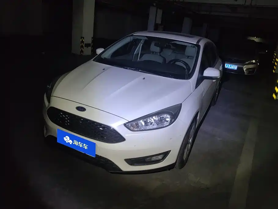 Ford Focus 2015