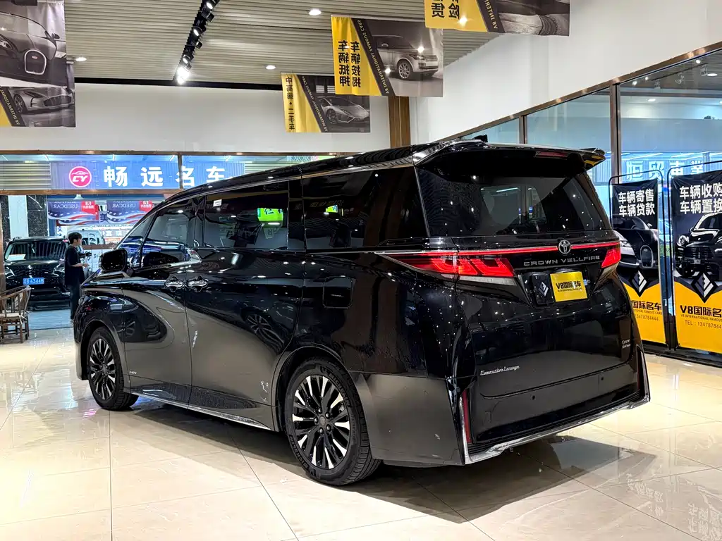 Toyota Vellfire 2025 — фото 4