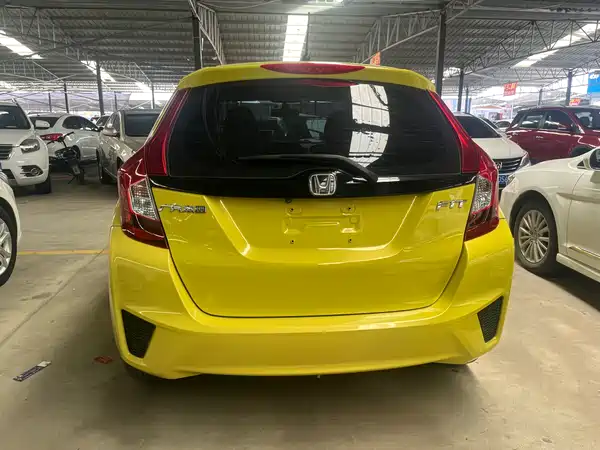 Honda Fit 2016