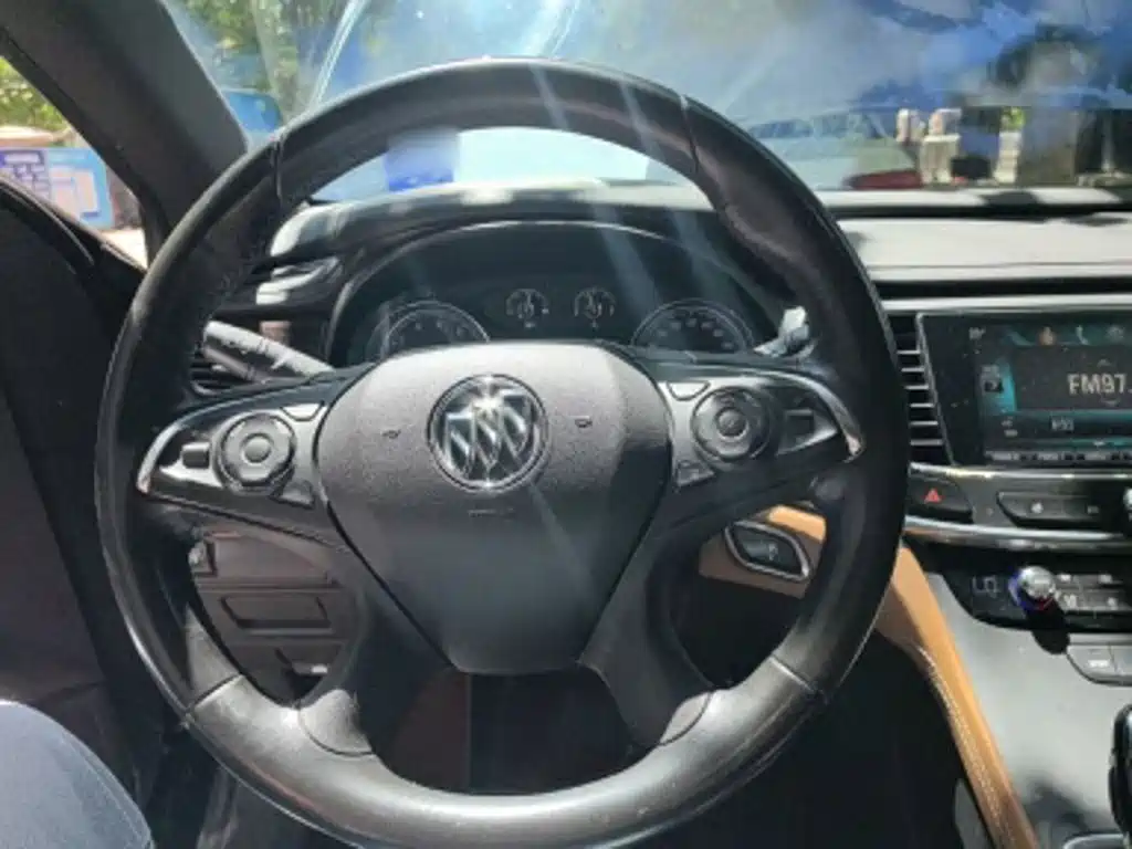 Buick LaCrosse 2017 — фото 13