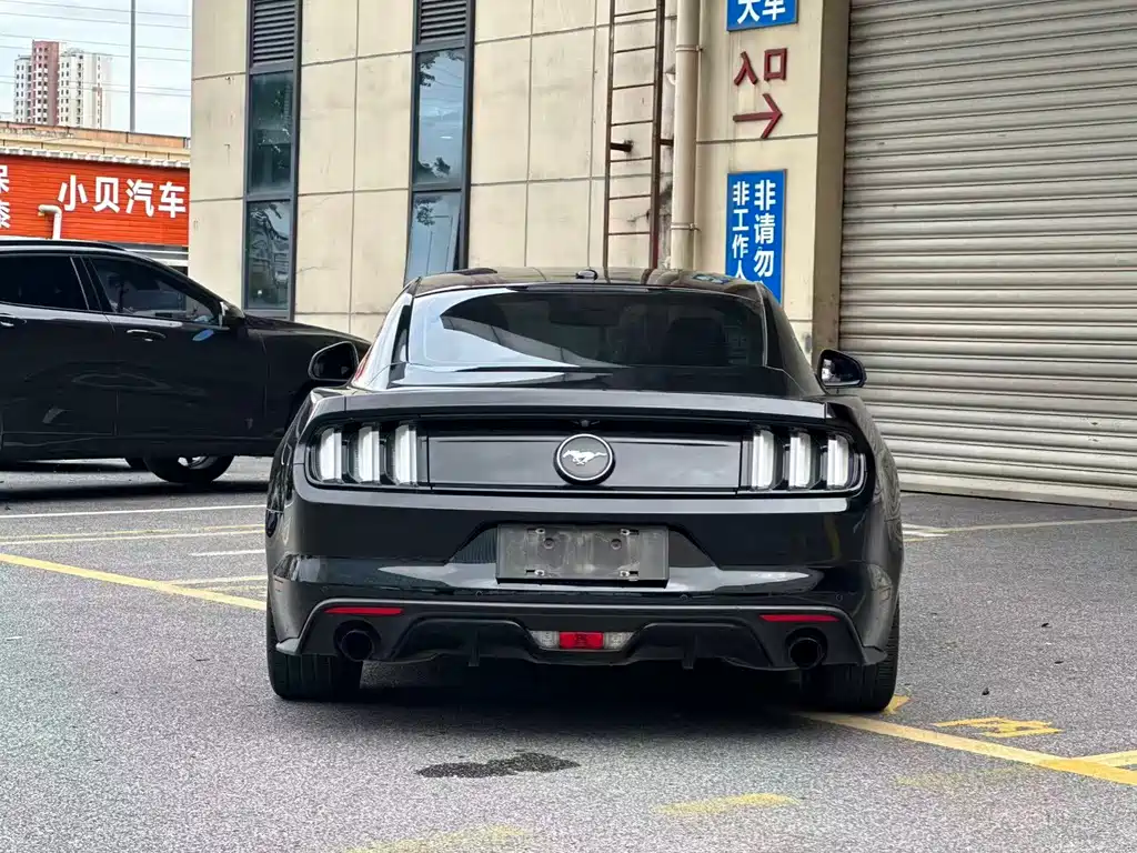 Ford Mustang 2018 — фото 9
