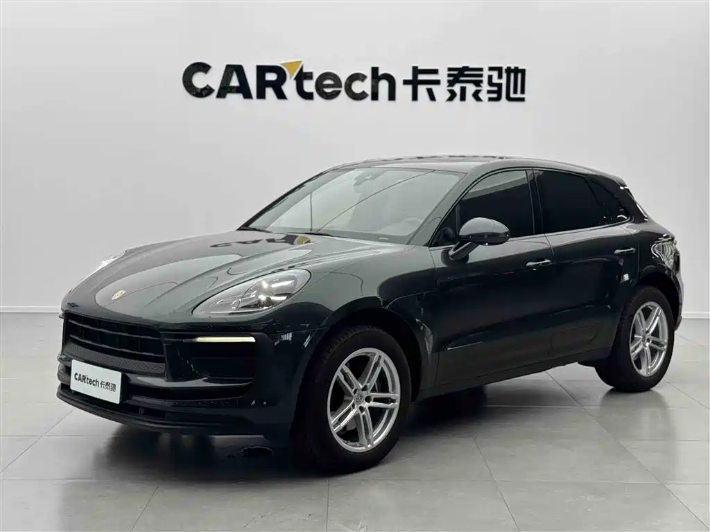 Porsche Macan 2025