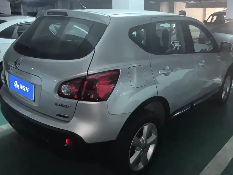 Nissan Qashqai 2015