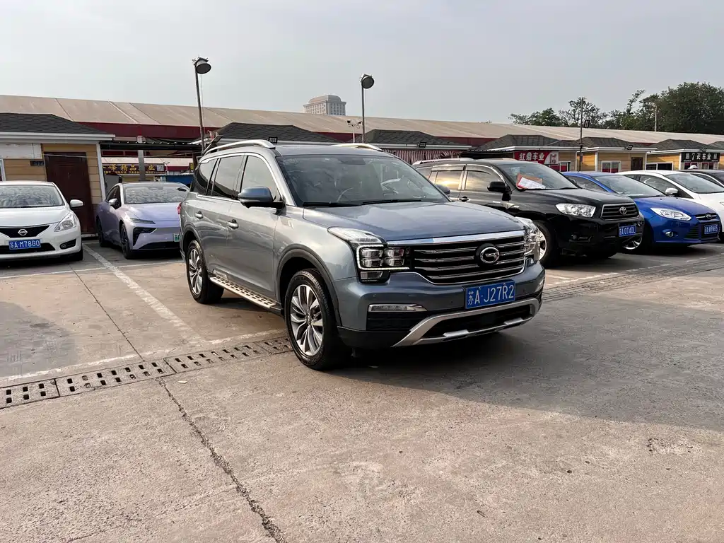 GAC Motor Trumpchi GS8 2017 — фото 2